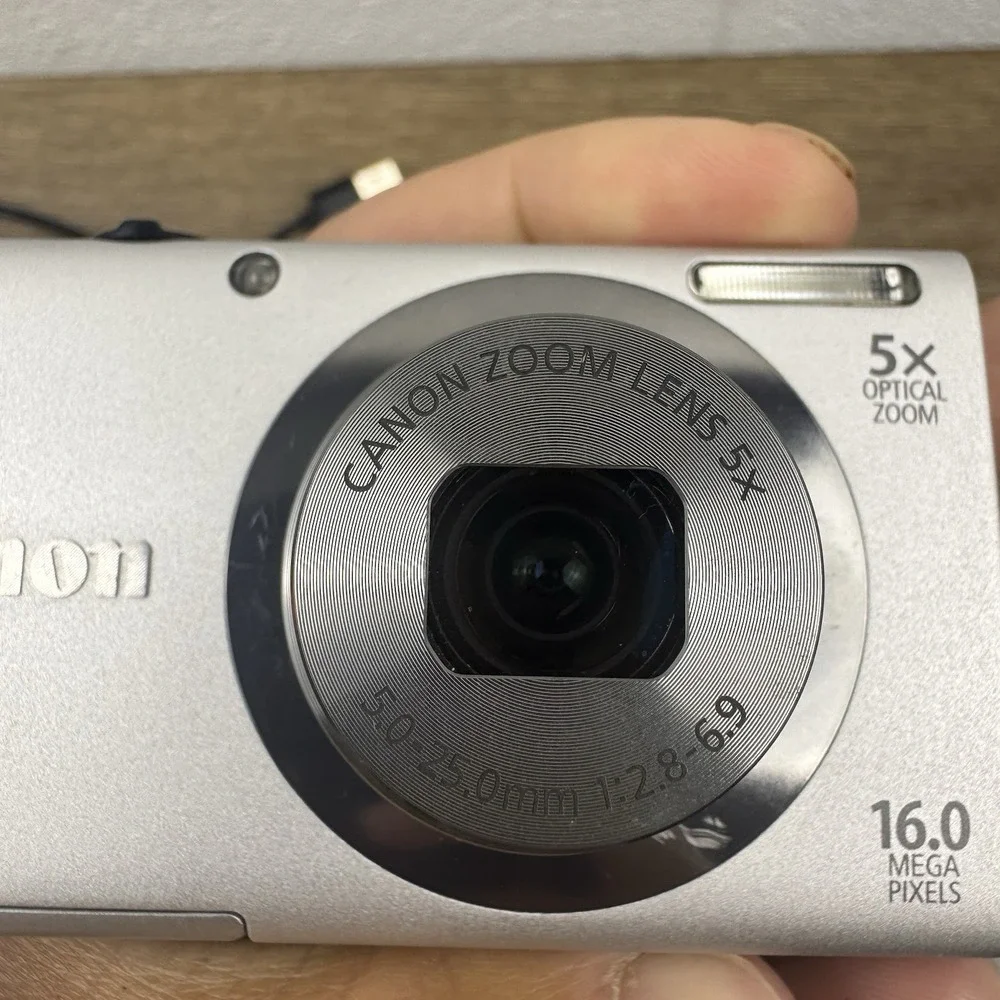 Canon PowerShot A2300 16.0MP Digital Camera Silver w/5x Zoom Bundle